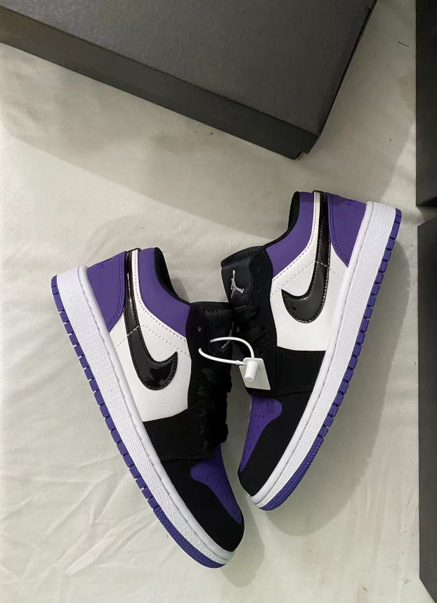Jordon Air Jordon1Low Black and purple