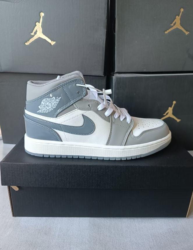 Jordon Air Jordon1Mid white gray