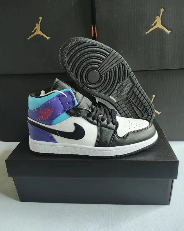 Jordon Air Jordon1Mid Black, white, purple