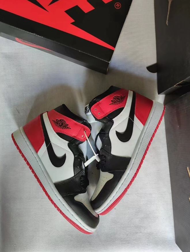 Jordon Air Jordon1High Black, White, Red