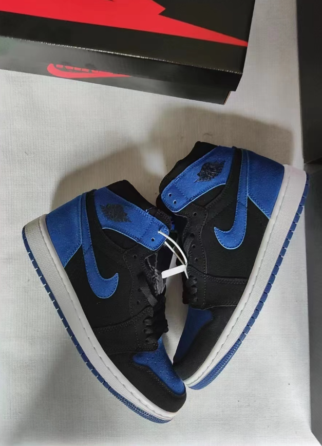 Jordon Air Jordon1High Black and blue