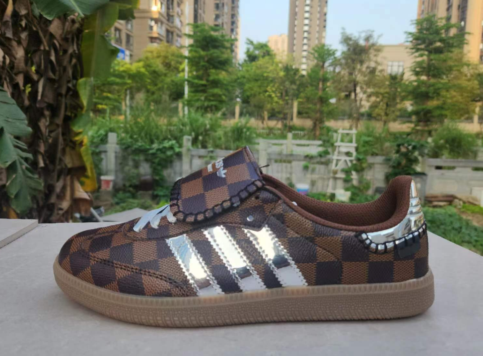  Adidas Samba Brown checkered pattern