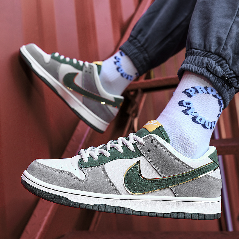 DUNK SB - Grey and Green
