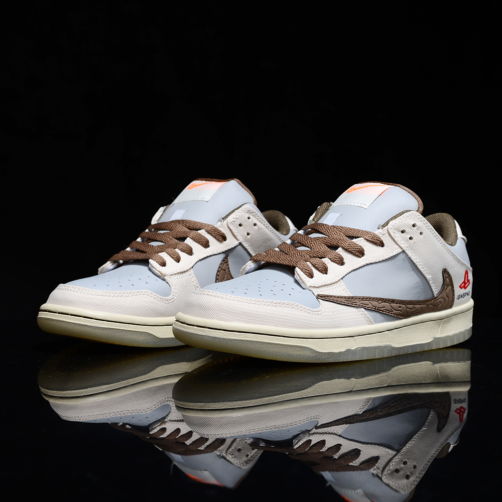 Nike Dunk SB Grey and White Flipping Hook