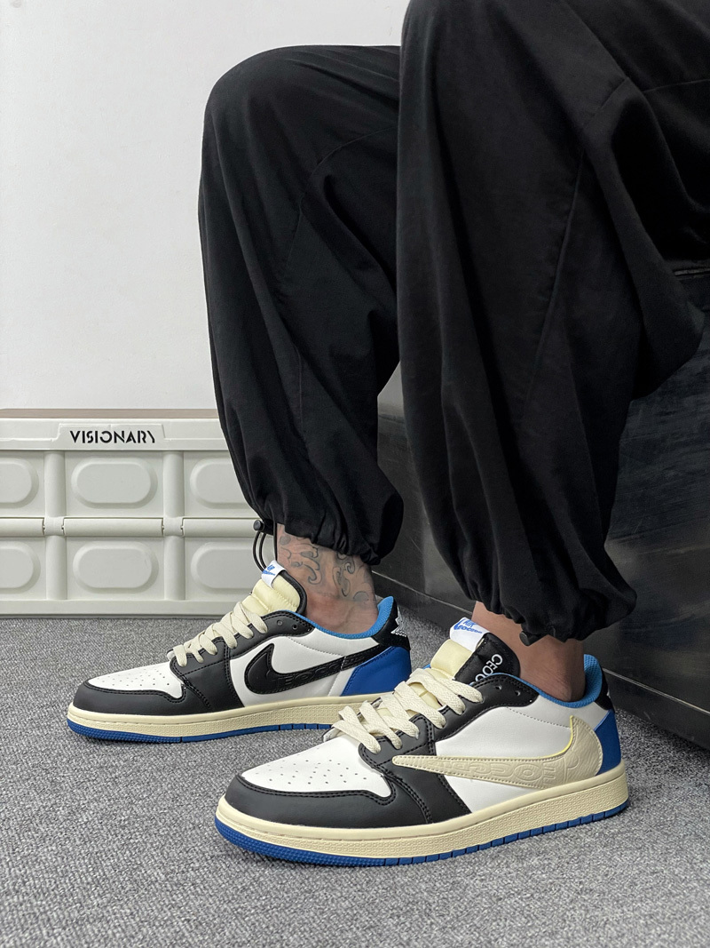 Jordon Air Jordan 1 Low Lightning