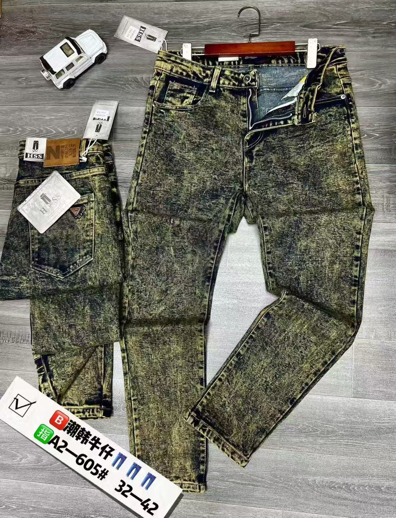 Men's Korean-Style Yellow-Black Snow Wash Slim Fit Straight Leg Jeans, Streetwear Casual Denim Pants